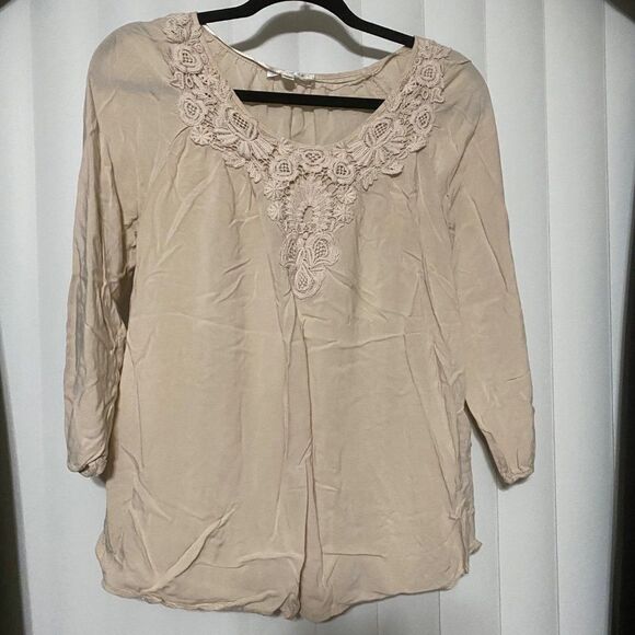 Spense tan embroidered lace pattern 3/4 sleeve blouse - Picture 1 of 4